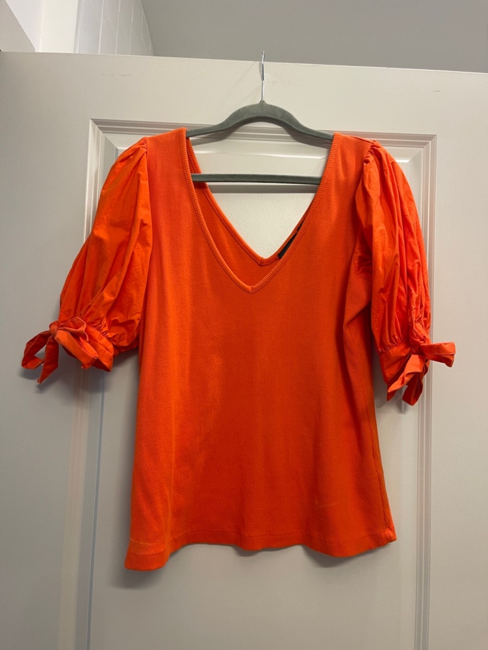 Anthropologie Women’s V-Neck Puff Sleeve Top in Bright Orange